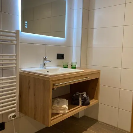 Marx - Marx - アパート