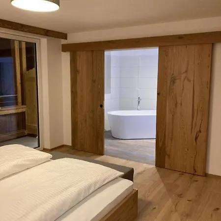 Marx - Marx - Apartment