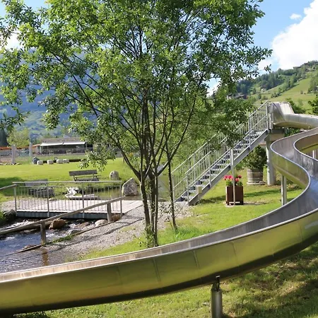 アパート Marx - Marx - *