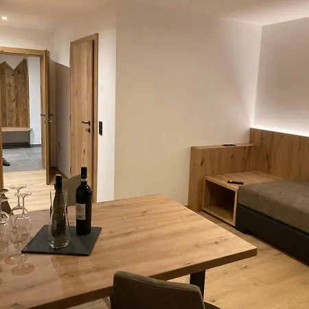 Apartment Marx - Marx - *
